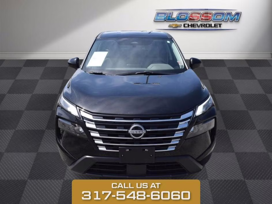 2025 Super Black Nissan Rogue SV AWD SUV