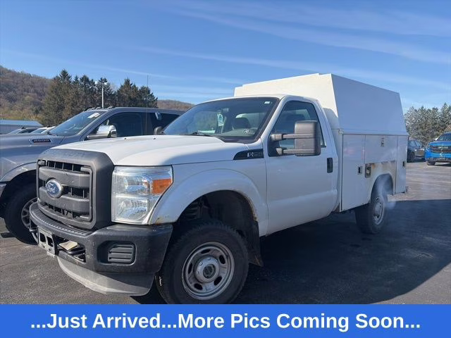 2011 Oxford White Ford Super Duty F-250 SRW XL 4X4 Truck