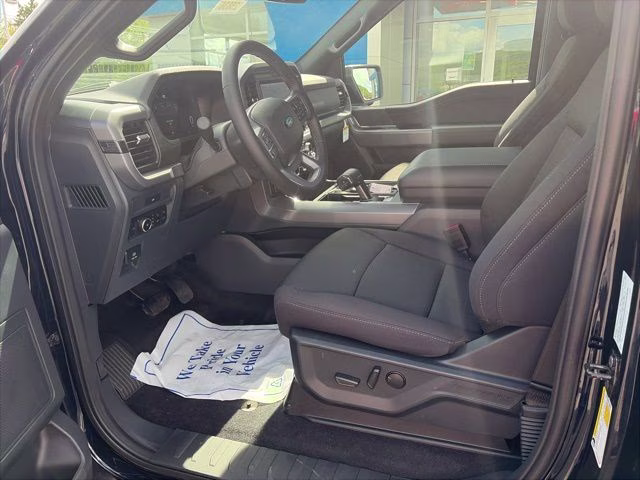 2026 Antimatter Blue Metallic Ford F-150 XLT 4X4 Truck