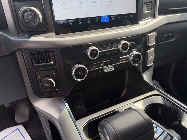 2026 Antimatter Blue Metallic Ford F-150 XLT 4X4 Truck