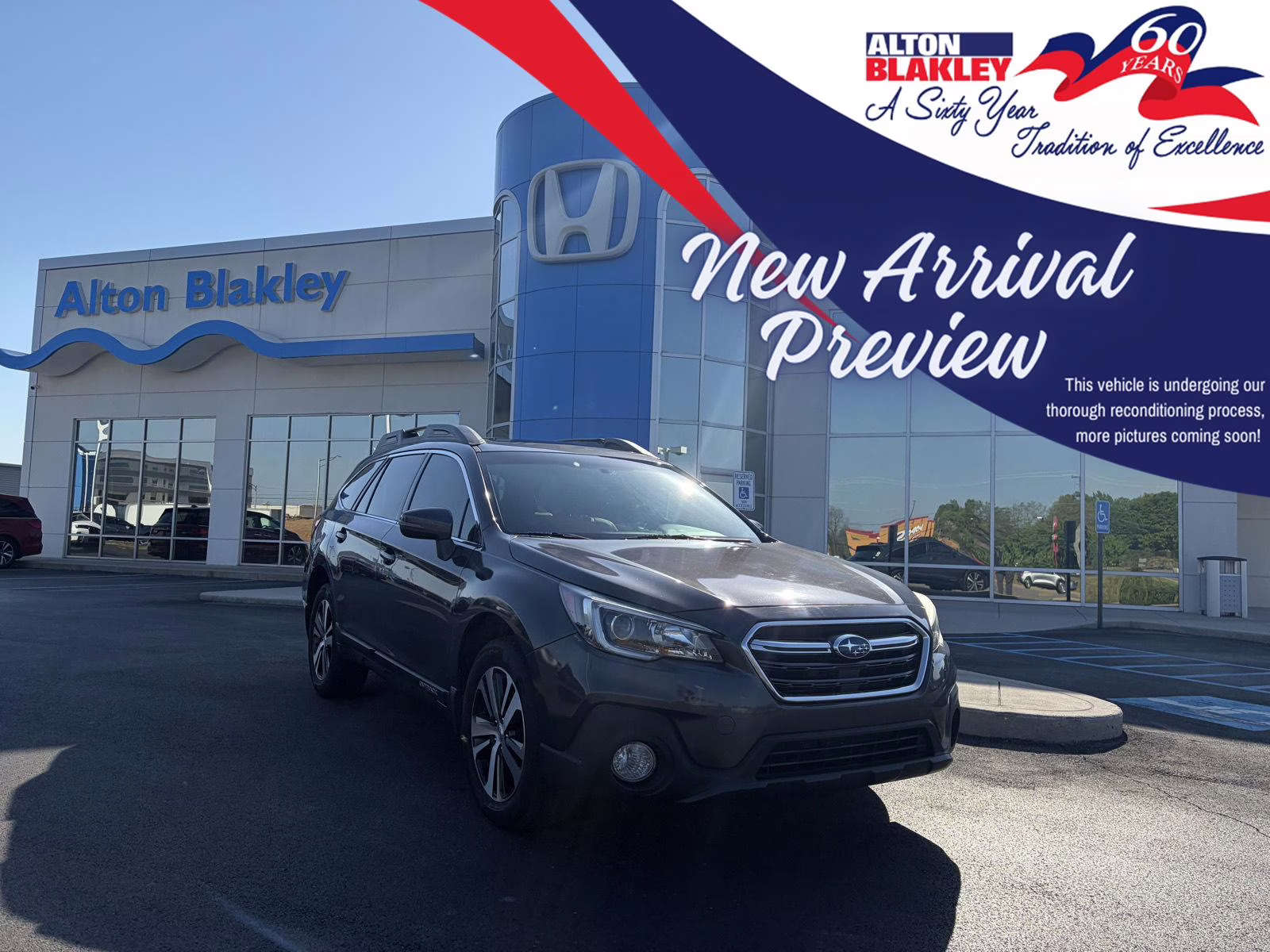 2018 Magnetite Gray Metallic Subaru Outback Limited AWD SUV