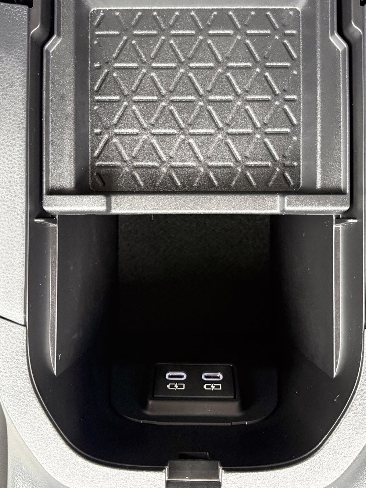 2025 Wind Chill Pearl Toyota RAV4 Limited AWD SUV