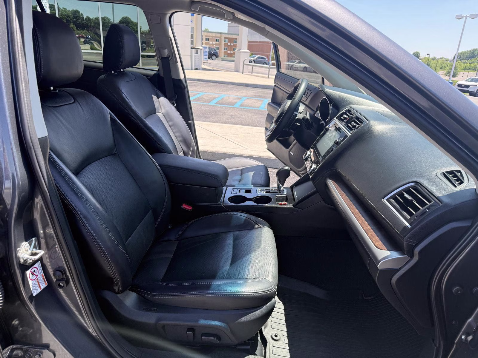 2018 Magnetite Gray Metallic Subaru Outback Limited AWD SUV
