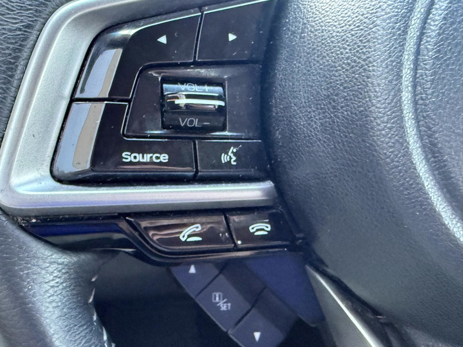 2018 Magnetite Gray Metallic Subaru Outback Limited AWD SUV