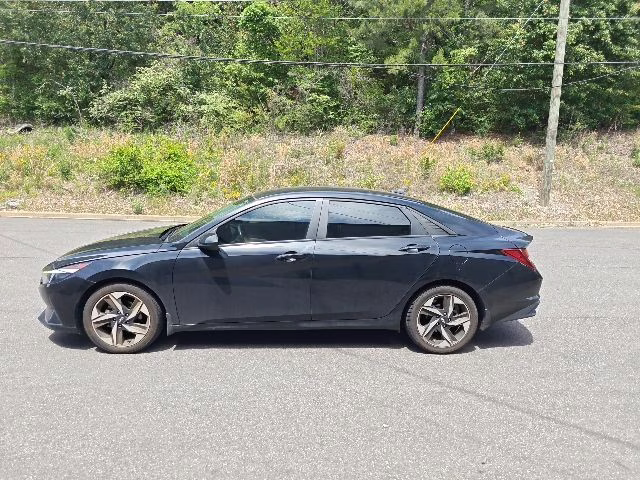 2023 Phantom Black Hyundai Elantra SEL FWD Sedan