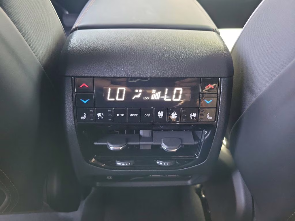 2025 White Jeep Grand Cherokee L Summit Reserve 4X4 SUV