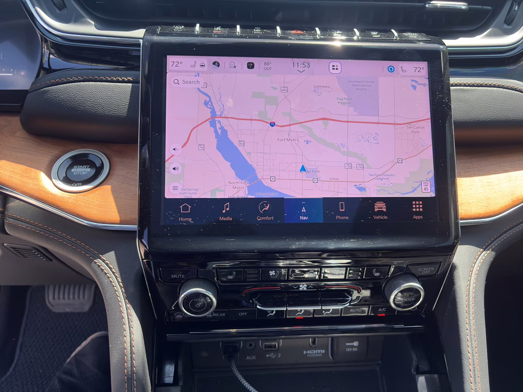 2025 White Jeep Grand Cherokee L Summit Reserve 4X4 SUV