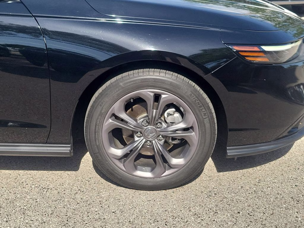 2023 Crystal Black Pearl Honda Accord EX FWD Sedan