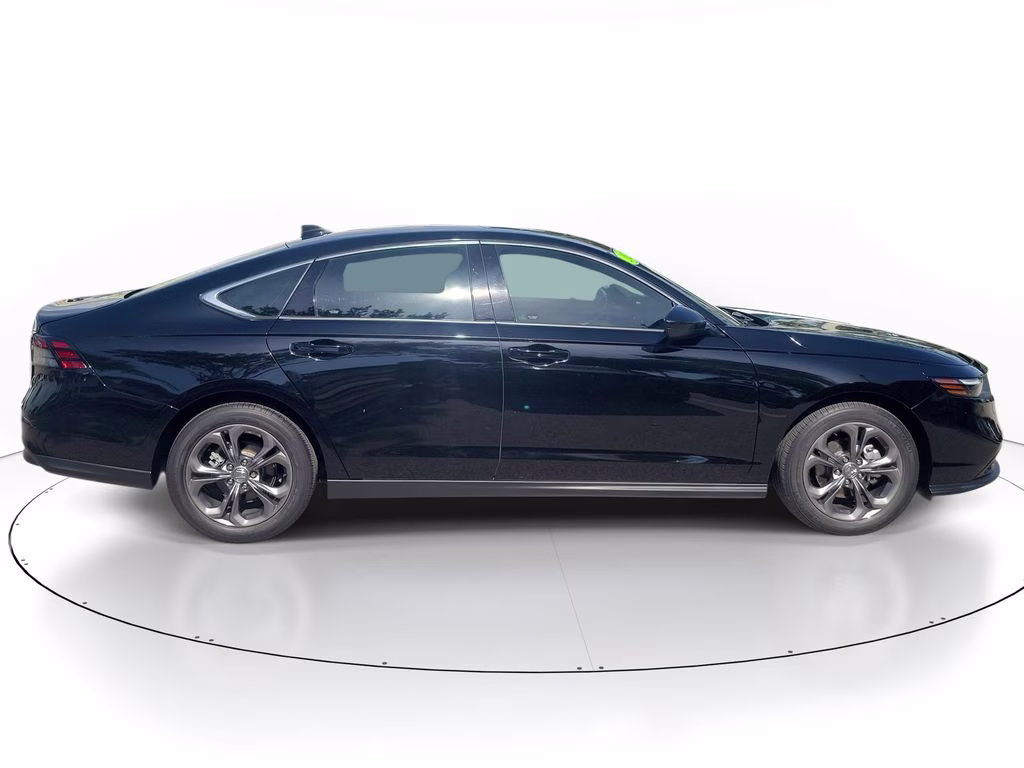 2023 Crystal Black Pearl Honda Accord EX FWD Sedan