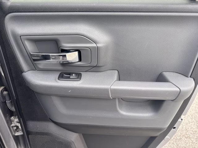 2024 Billet Silver Metallic Clearcoat Ram 1500 Classic SLT RWD Truck