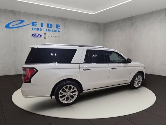 2018 White Platinum Metallic Tri-Coat Ford Expedition Max Platinum 4X4 SUV