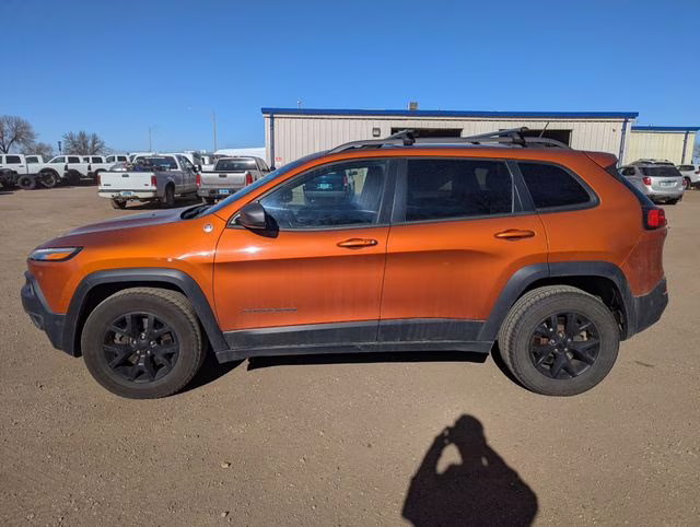 2015 Mango Tango Pearlcoat Jeep Cherokee Trailhawk 4X4 SUV