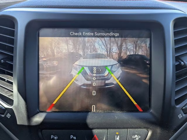 2015 Mango Tango Pearlcoat Jeep Cherokee Trailhawk 4X4 SUV