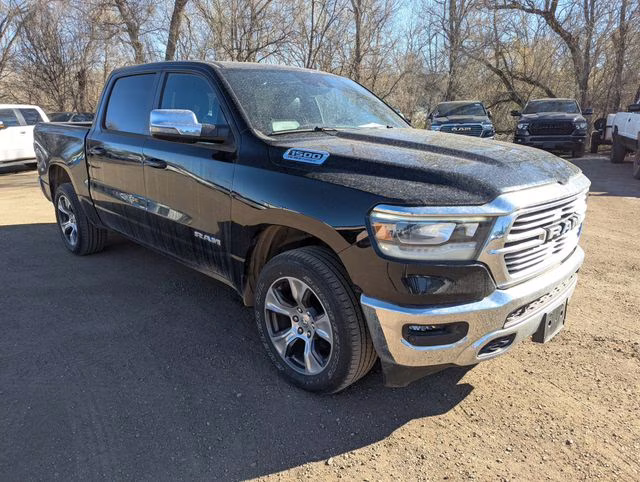 2023 Diamond Black Crystal Pearlcoat Ram 1500 Laramie 4X4 Truck