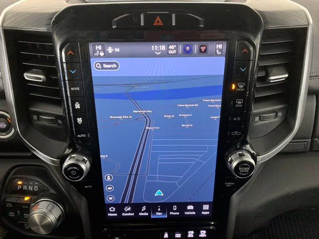 2023 Diamond Black Crystal Pearlcoat Ram 1500 Laramie 4X4 Truck