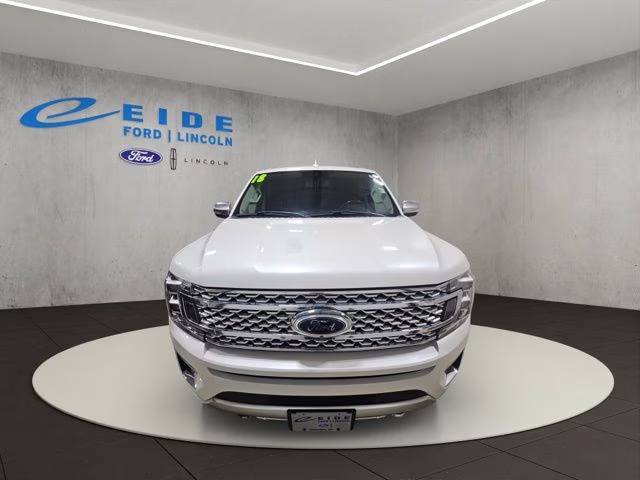 2018 White Platinum Metallic Tri-Coat Ford Expedition Max Platinum 4X4 SUV