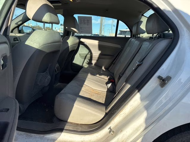 2010 Summit White Chevrolet Malibu LT FWD Sedan