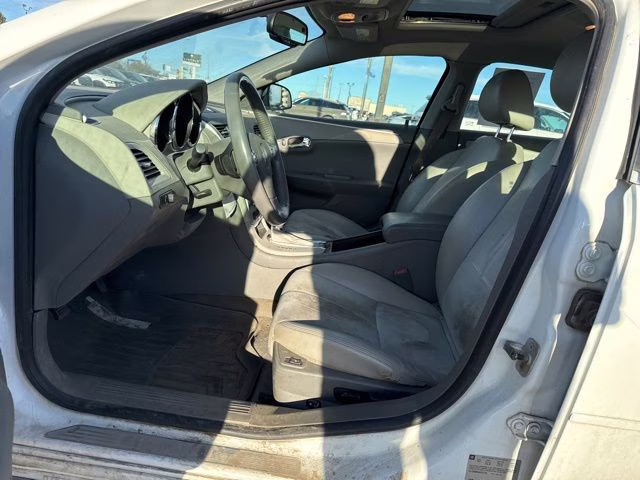 2010 Summit White Chevrolet Malibu LT FWD Sedan