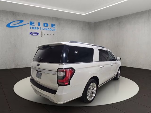 2018 White Platinum Metallic Tri-Coat Ford Expedition Max Platinum 4X4 SUV