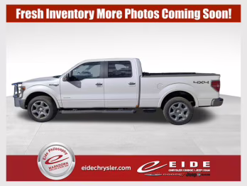 2014 White Platinum Clearcoat Metallic Ford F-150 King Ranch 4X4 Truck