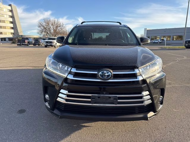 2018 Midnight Black Metallic Toyota Highlander Hybrid Limited Platinum AWD SUV