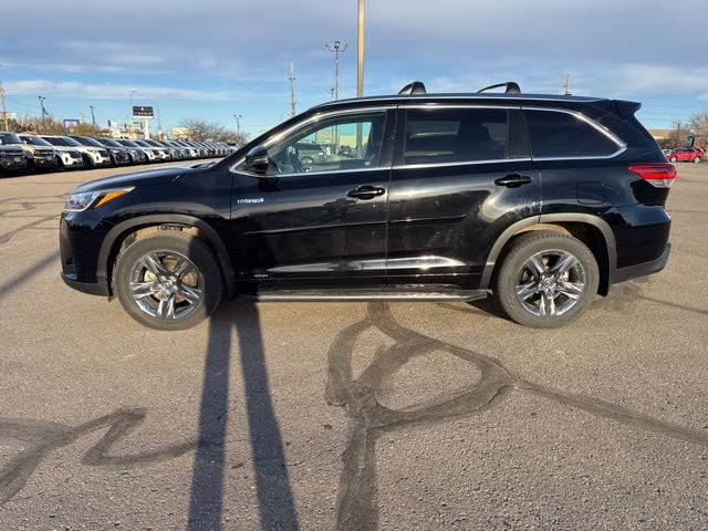 2018 Midnight Black Metallic Toyota Highlander Hybrid Limited Platinum AWD SUV