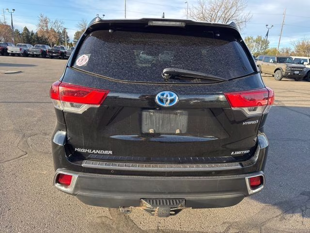 2018 Midnight Black Metallic Toyota Highlander Hybrid Limited Platinum AWD SUV