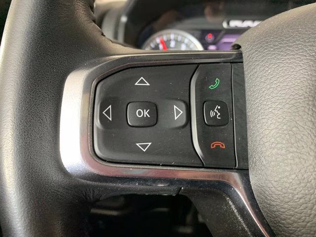 2023 Diamond Black Crystal Pearlcoat Ram 1500 Laramie 4X4 Truck