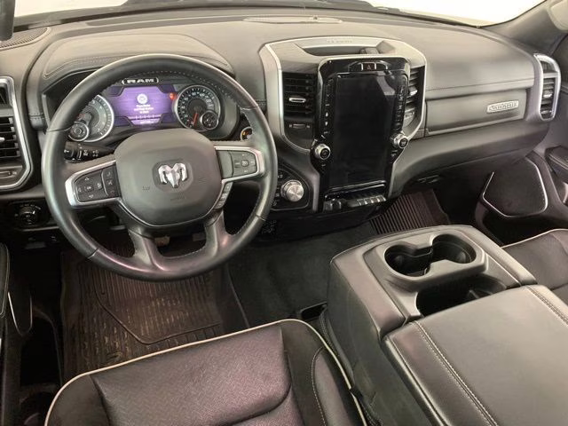 2023 Diamond Black Crystal Pearlcoat Ram 1500 Laramie 4X4 Truck