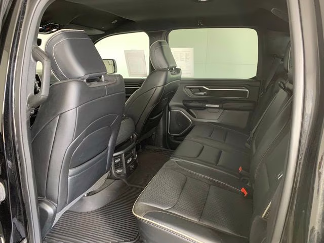 2023 Diamond Black Crystal Pearlcoat Ram 1500 Laramie 4X4 Truck