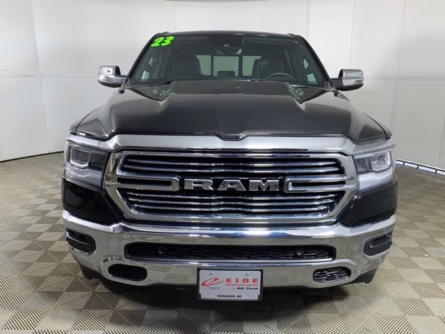 2023 Diamond Black Crystal Pearlcoat Ram 1500 Laramie 4X4 Truck