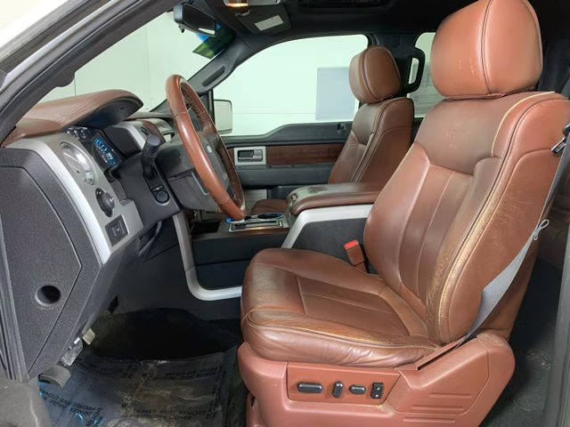 2014 White Platinum Metallic Tri-Coat Ford F-150 King Ranch 4X4 Truck