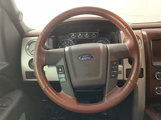 2014 White Platinum Metallic Tri-Coat Ford F-150 King Ranch 4X4 Truck
