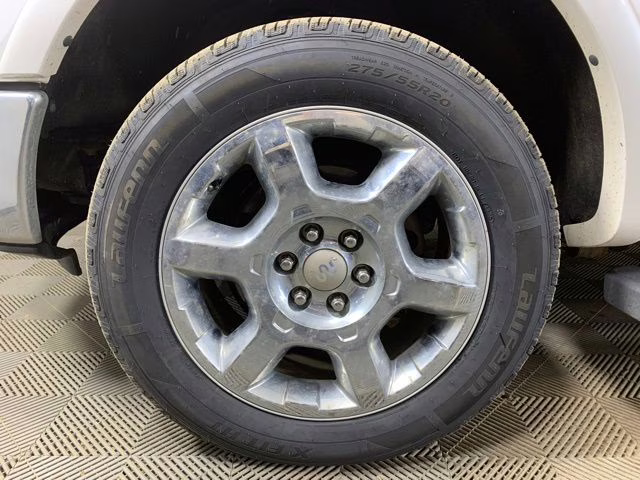 2014 White Platinum Metallic Tri-Coat Ford F-150 King Ranch 4X4 Truck