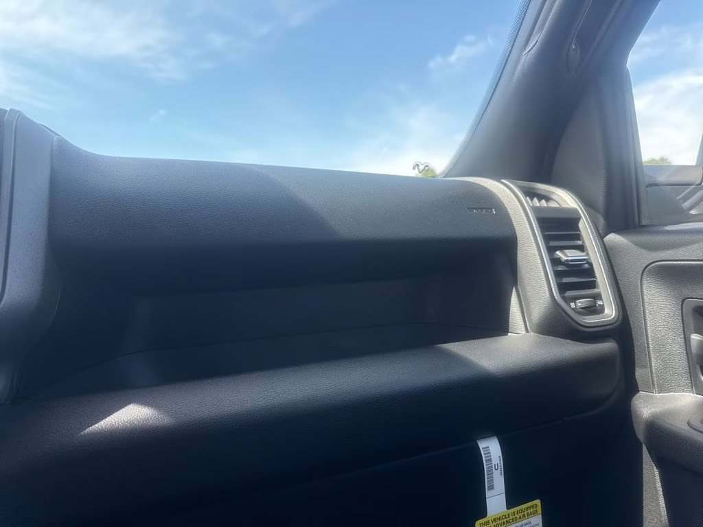 2025 Diamond Black Crystal Pearlcoat Ram 2500 Tradesman 4X4 Truck