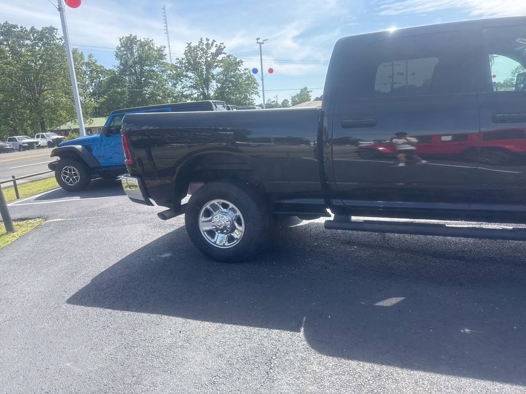 2025 Diamond Black Crystal Pearlcoat Ram 2500 Tradesman 4X4 Truck