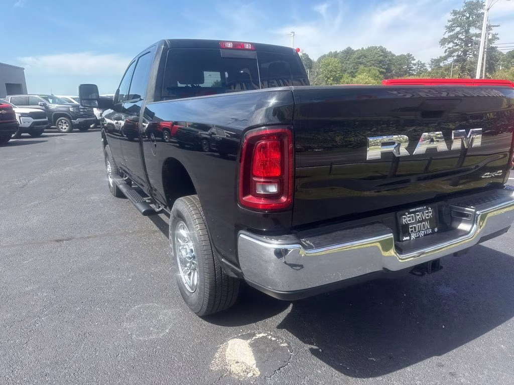 2025 Diamond Black Crystal Pearlcoat Ram 2500 Tradesman 4X4 Truck