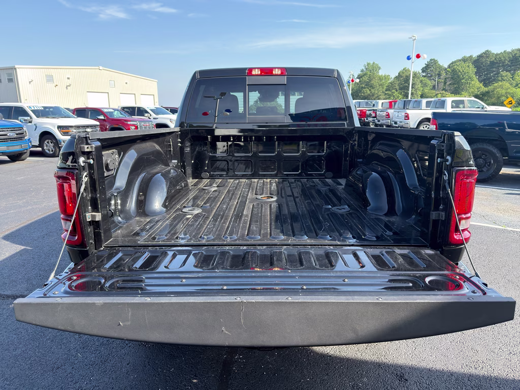 2025 Diamond Black Crystal Pearlcoat Ram 2500 Tradesman 4X4 Truck