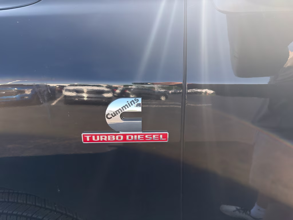 2025 Diamond Black Crystal Pearlcoat Ram 2500 Tradesman 4X4 Truck