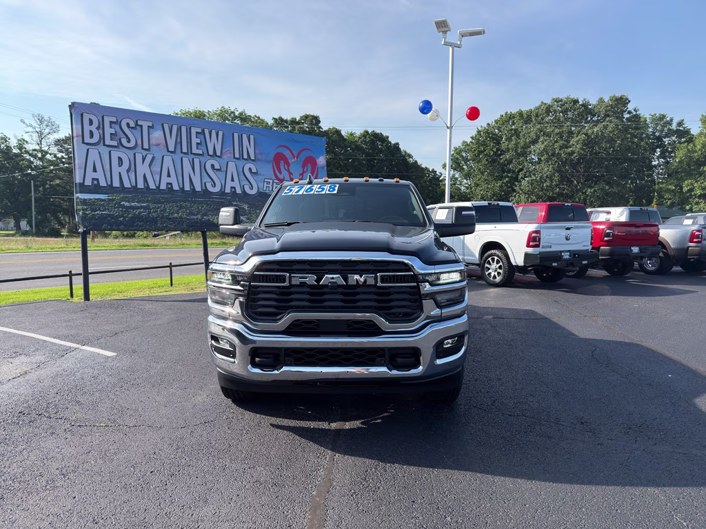 2025 Diamond Black Crystal Pearlcoat Ram 2500 Tradesman 4X4 Truck