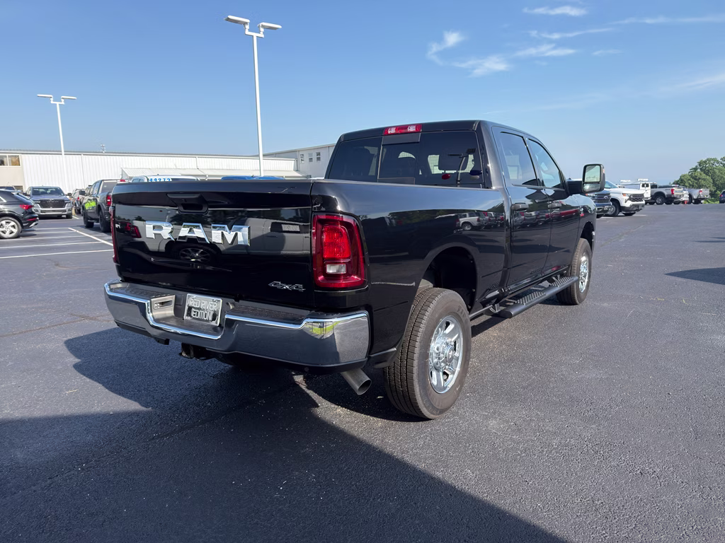 2025 Diamond Black Crystal Pearlcoat Ram 2500 Tradesman 4X4 Truck