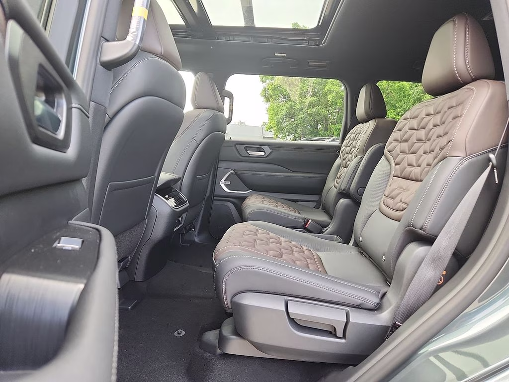 2026 Alpine Metallic Nissan Armada Platinum Reserve 4X4 SUV