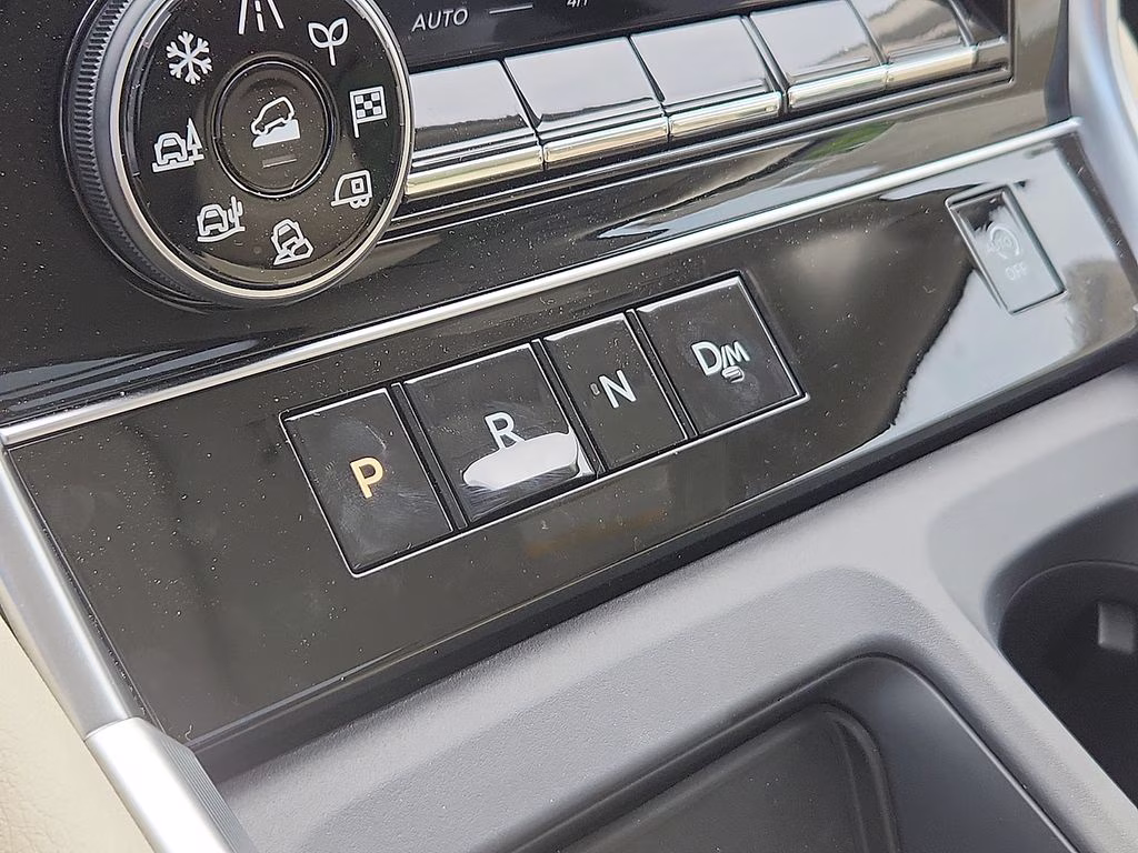 2026 Alpine Metallic Nissan Armada Platinum 4X4 SUV