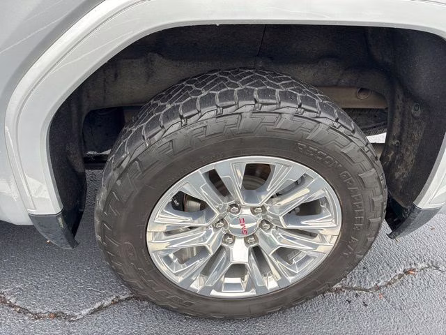 2022 Quicksilver Metallic GMC Sierra 1500 Denali 4X4 Truck