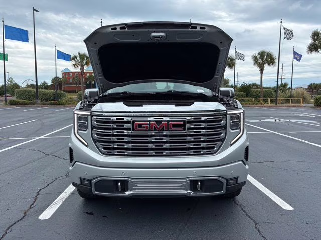2022 Quicksilver Metallic GMC Sierra 1500 Denali 4X4 Truck