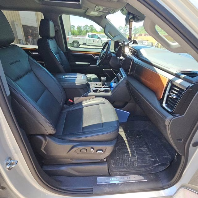 2022 Quicksilver Metallic GMC Sierra 1500 Denali 4X4 Truck