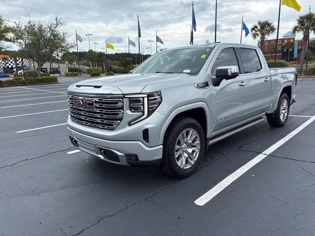2022 Quicksilver Metallic GMC Sierra 1500 Denali 4X4 Truck