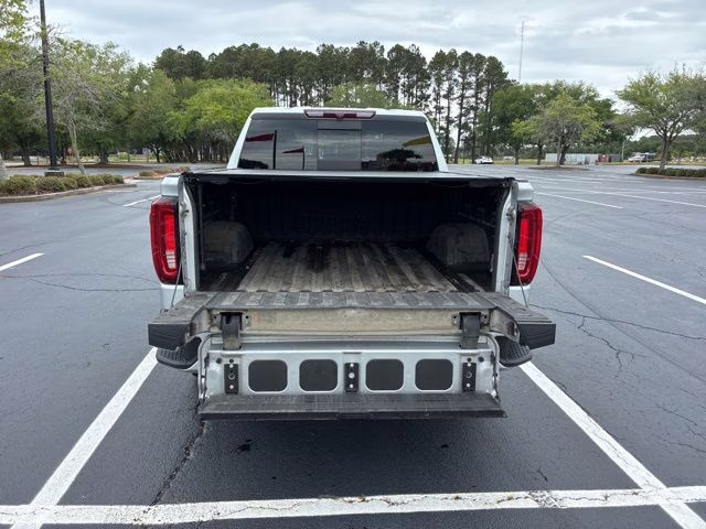 2022 Quicksilver Metallic GMC Sierra 1500 Denali 4X4 Truck