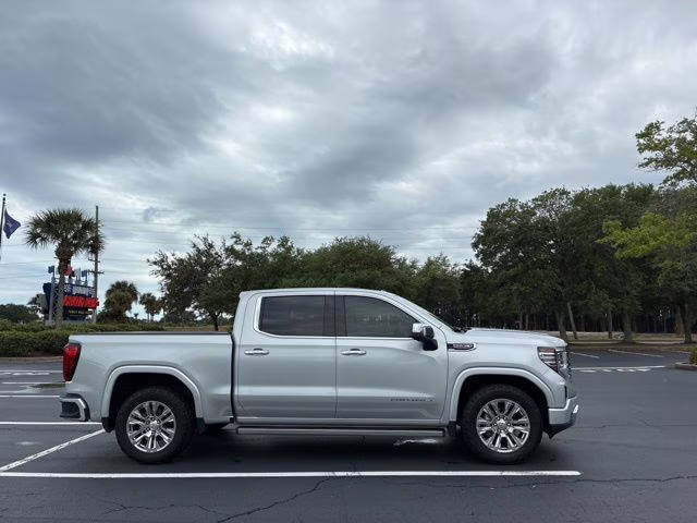 2022 Quicksilver Metallic GMC Sierra 1500 Denali 4X4 Truck
