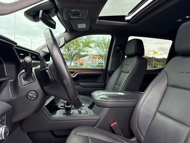 2022 Quicksilver Metallic GMC Sierra 1500 Denali 4X4 Truck